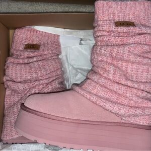 Brand New UGG Mini Dipper Legwarmer Blush Knit Platform Boots